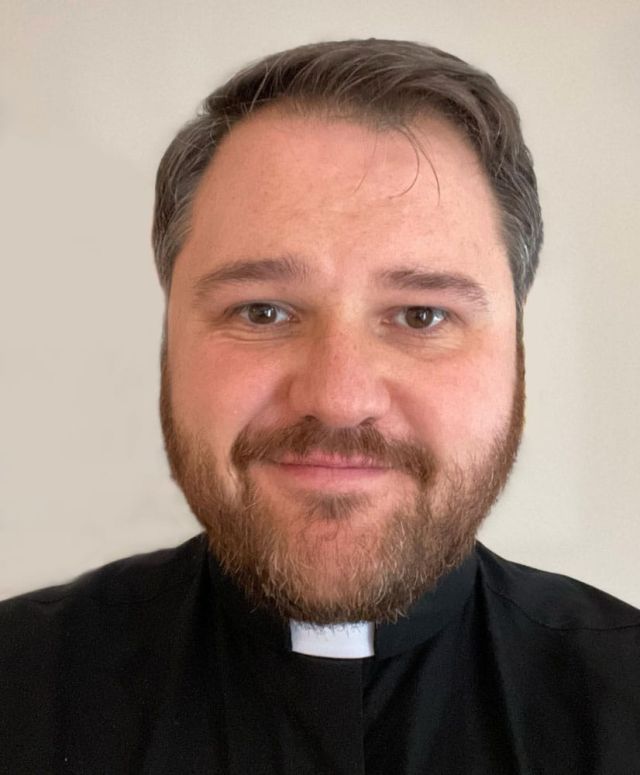 The-Reverend-Stephen-Farrell-opt
